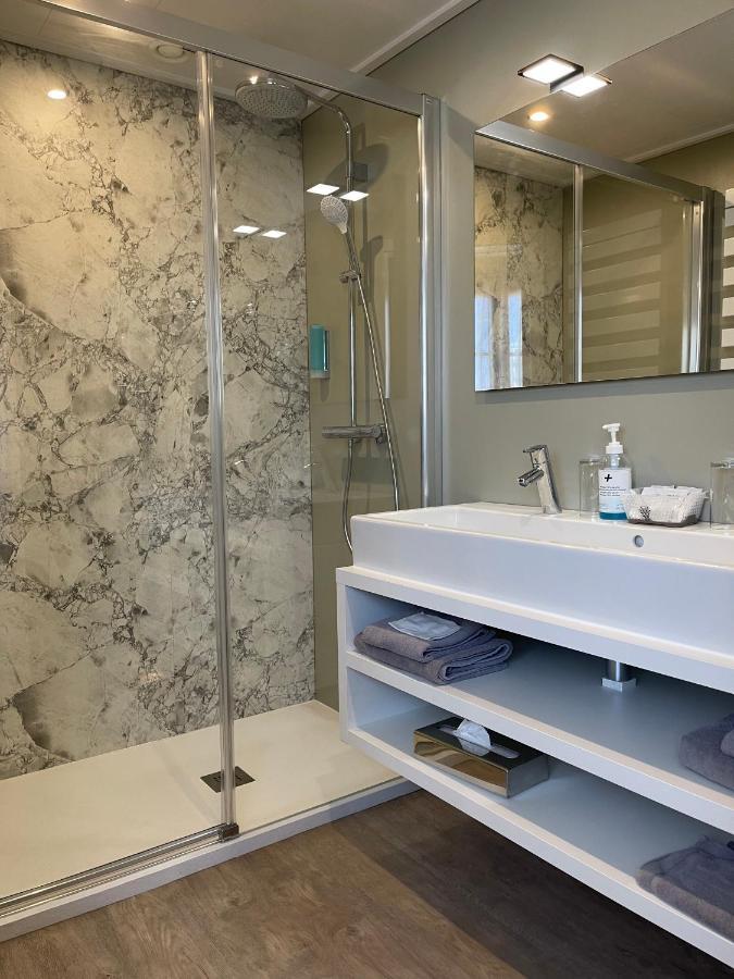 Villa Hotel (Adults Only) Вестэнде Экстерьер фото
